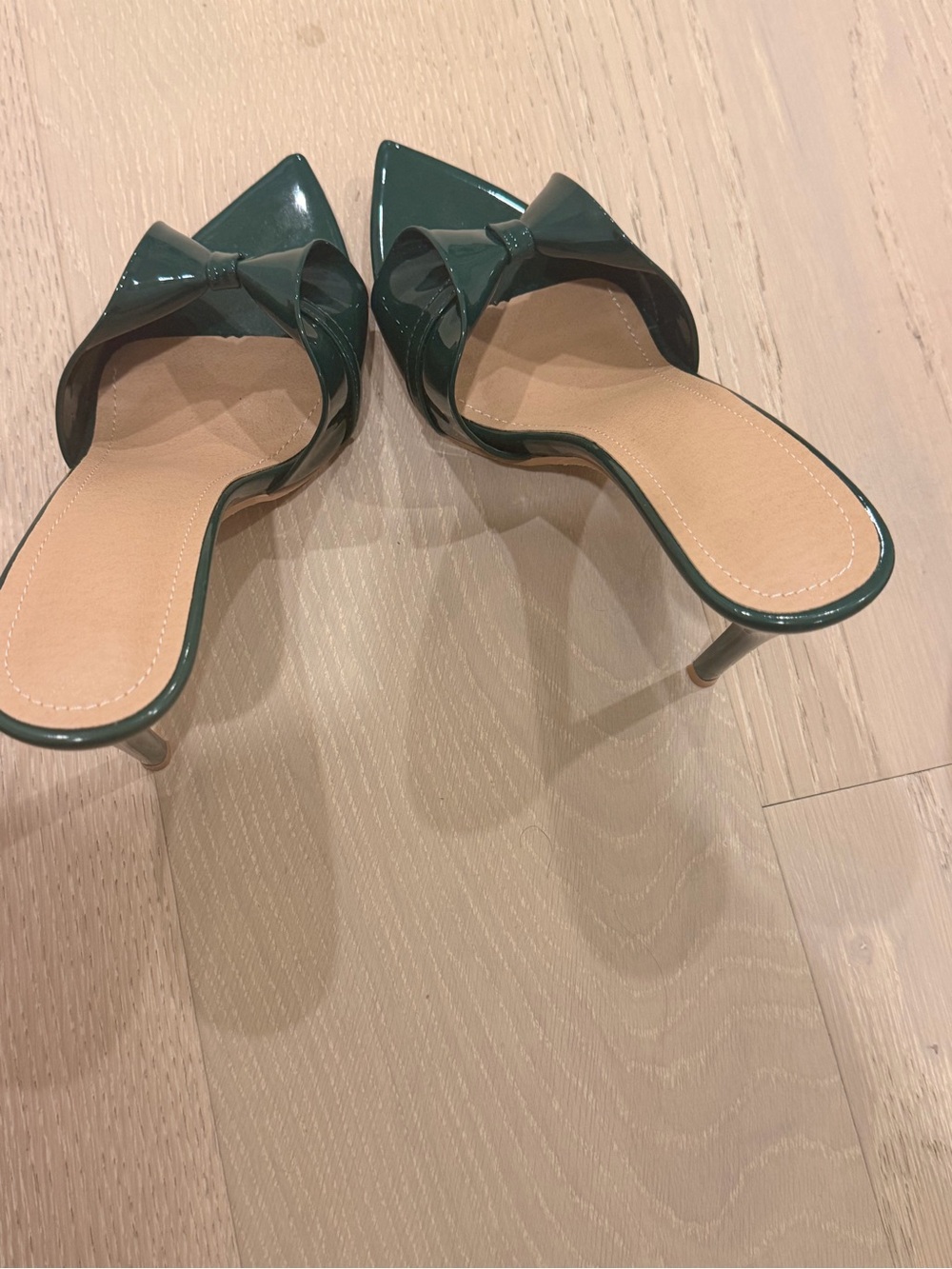 Green Patent Bow Pointed-Toe Mule Heels